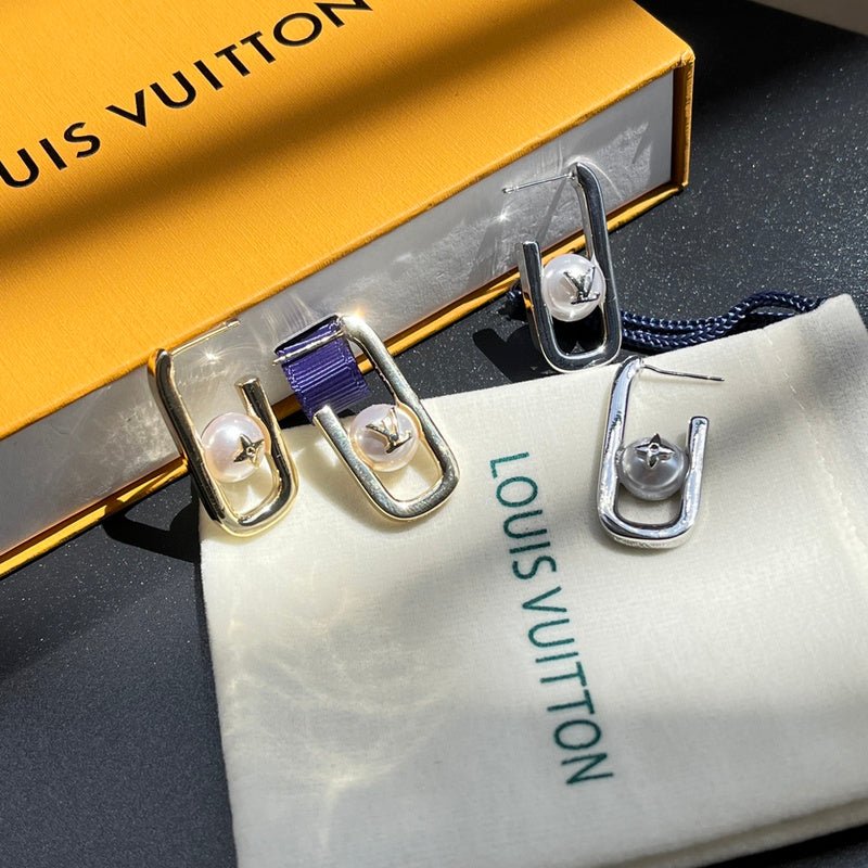 Alternative view of LV Pearl Frame Earrings