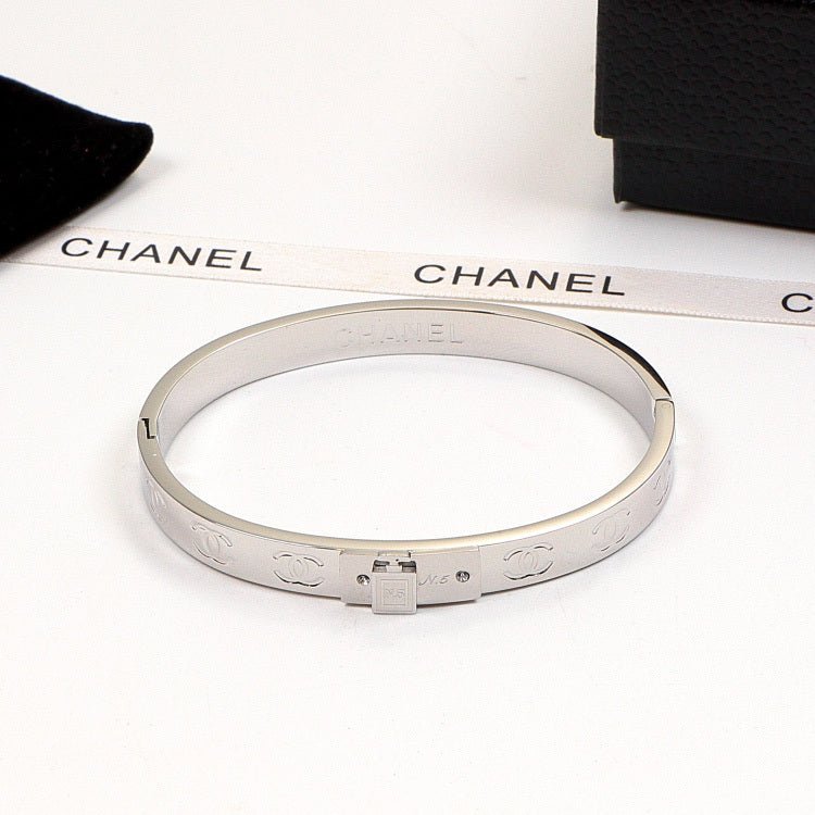 Chanel Engraved Logo Snap Bangle Trio - Image 6