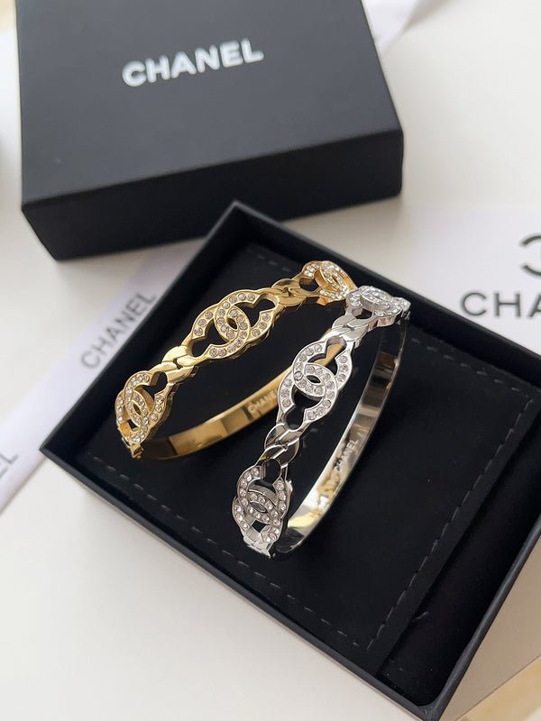 Chanel Hollow Crystal Linked CC Two-Tone Bangle - Image 8