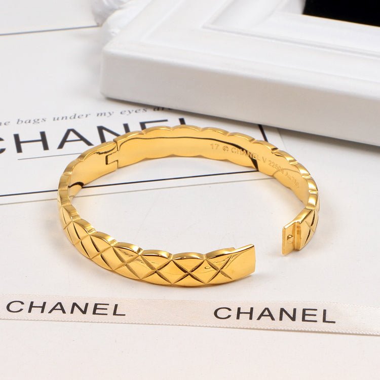 Chanel Tri-Tone Quilted Stack Bangle - Image 3