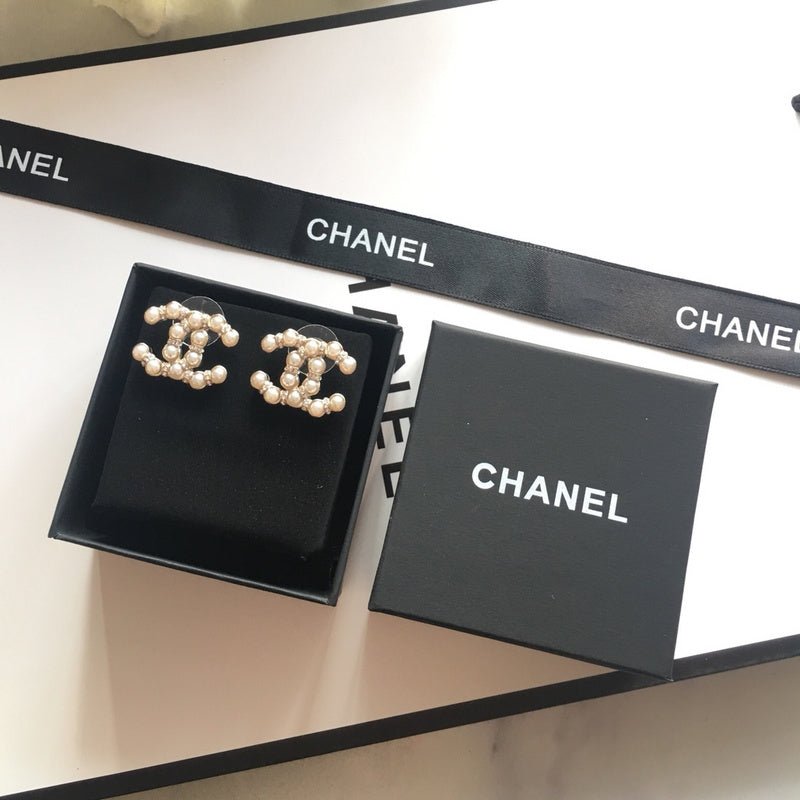 Chanel Pearl Inlaid Double C Stud - Image 3