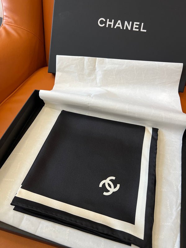 XCC50 Silk satin 90-90CM scarf - Image 8