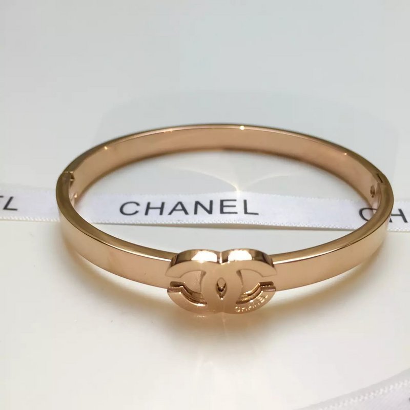CHANEL Titanium Steel Double C Thin Gold - Image 4