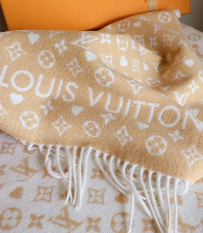 LV Beige White Heart Monogram Fringed Shawl - Image 12