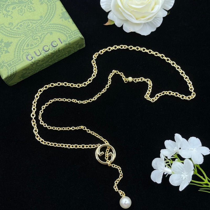 GUCCI Two-Tone Pearl Circle Pendant Necklace - Image 10