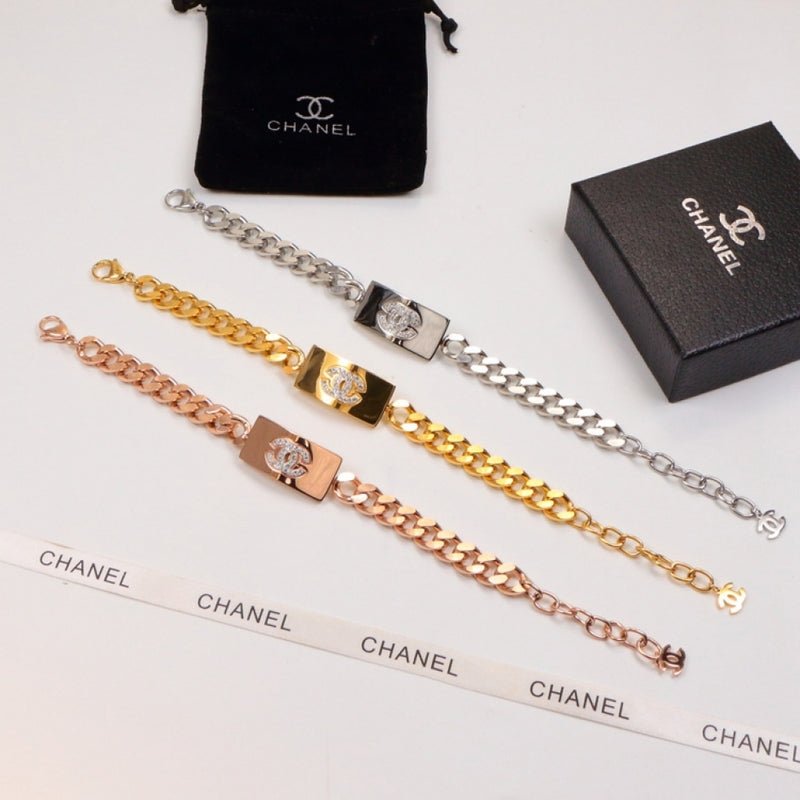 CHANEL Thick Curb Chain Multi-Tone CC Plate Bracelet - Image 6