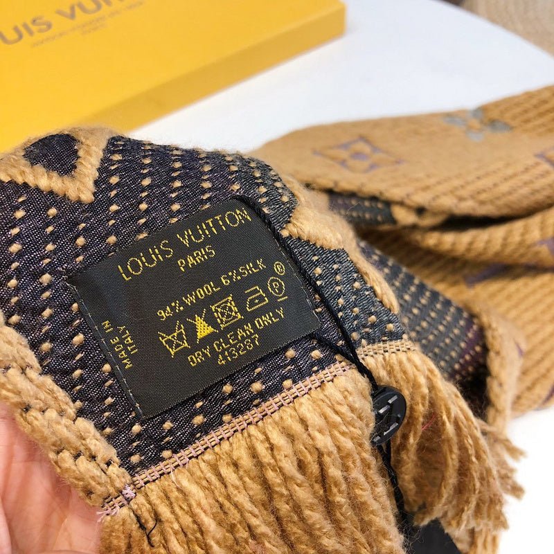LV Four-Color Textured Knit Monogram Fringed Scarf - Image 9