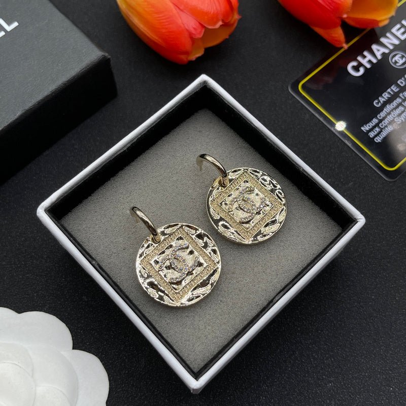 Chanel Hammered Metal Square Logo Hoop Earrings - Image 6