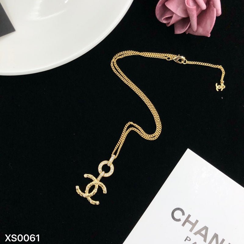 Chanel Gold Textured Double Link CC - Image 3