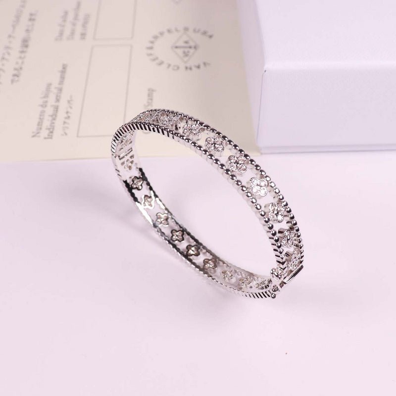 VAB6 Fashionable high quality four leaf flower bracelet gold plated Jewelry - Image 8