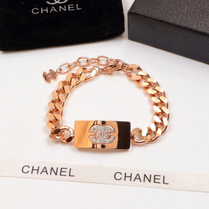 CHANEL Thick Curb Chain Multi-Tone CC Plate Bracelet - Image 4