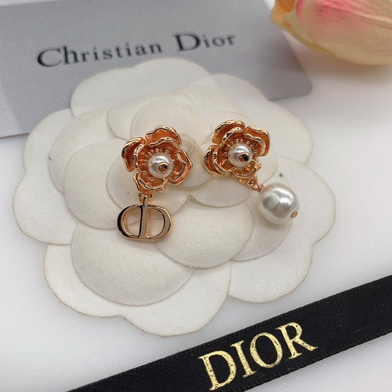 Dior Flower & Pearl Drop Earrings - Image 6