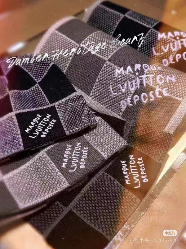 LV Black Grey Versions Damier Graphite Knit Scarf - Image 8