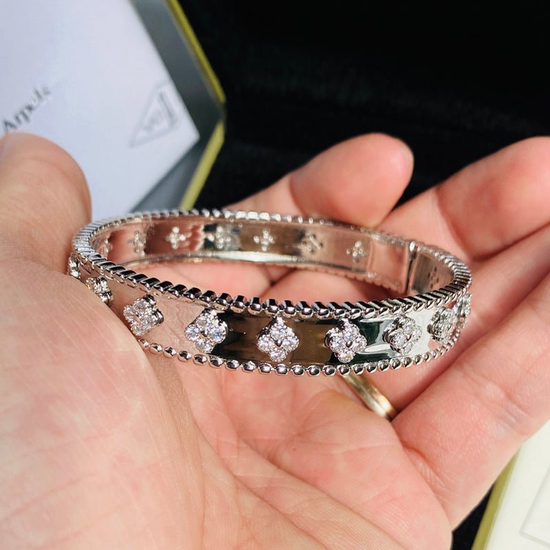 VAB30 Fashionable high quality four leaf flower bracelet gold plated Jewelry - Image 10