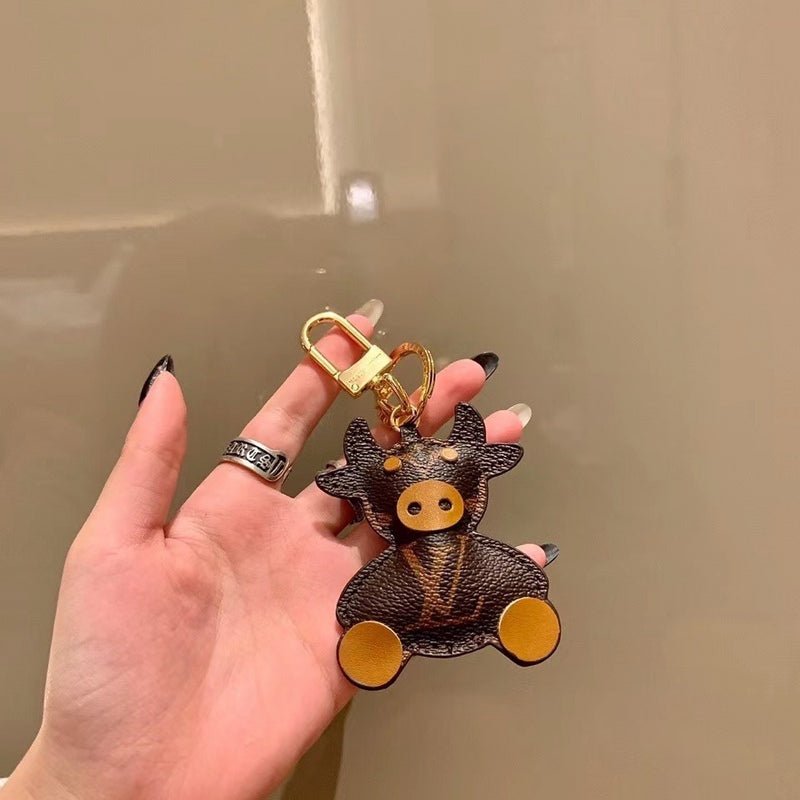 LV Monogram Canvas Material Cow Keychain - Image 4