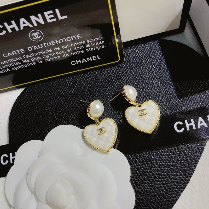 Chanel Pearl Quilted Heart Drop Earrings - Image 7