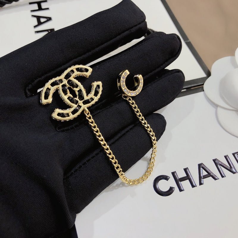 Chanel Chain Linked Asymmetrical Drop Earrings - Image 9