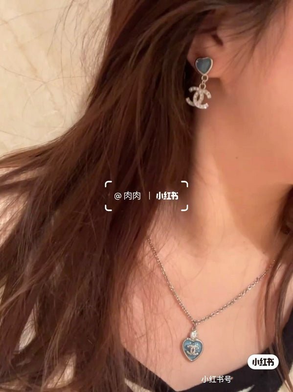 Chanel Gradient Heart Rhinestone Double C Earrings - Image 5
