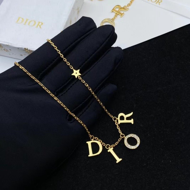 Dior Gold Letter Logo Star Bracelet - Image 3