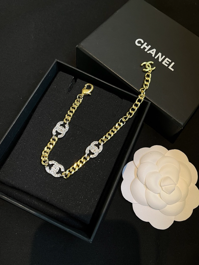 Alternative view of CHANEL Curb Chain Triple Crystal CC Bracelet
