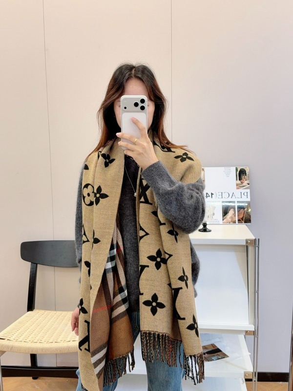 Alternative view of LV Warm Beige Fabric Monogram Fringed Shawl