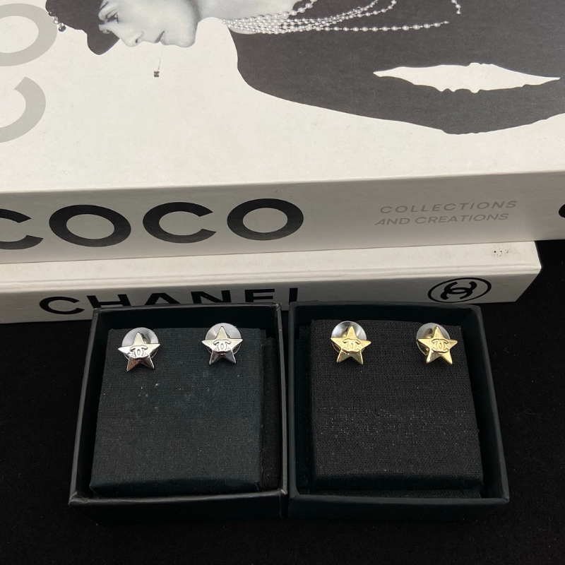 Chanel Star Shape Metal Stud Earrings - Image 5