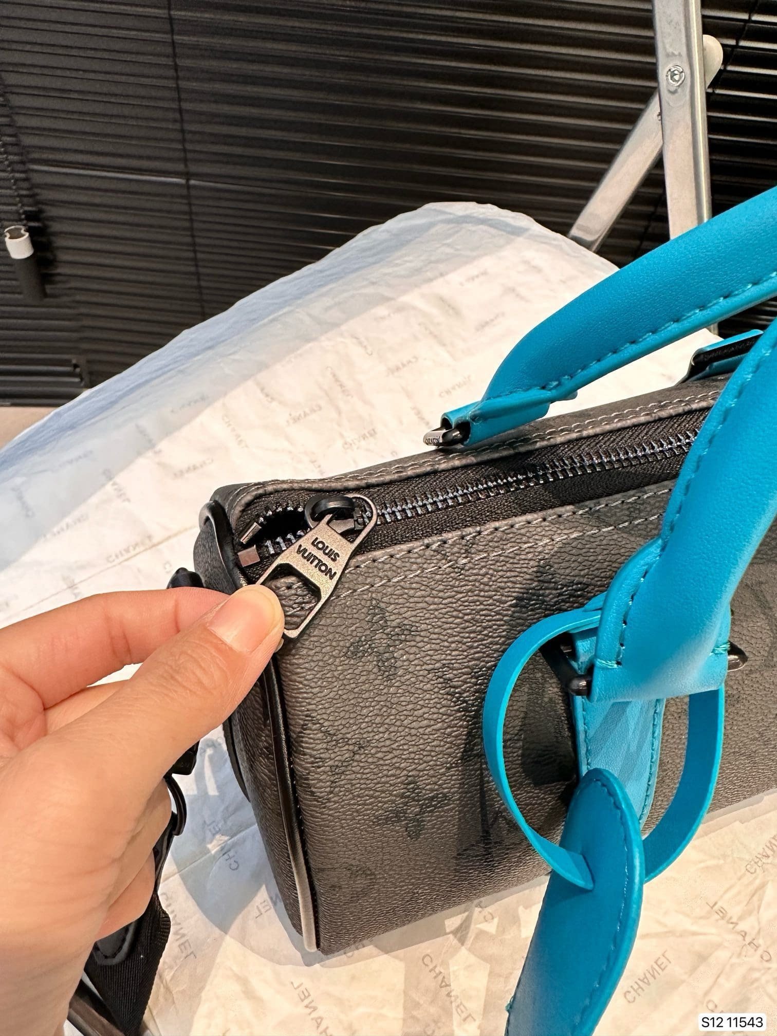 Louis Vuitton Keepall 25 Eclipse Reverse - Image 7