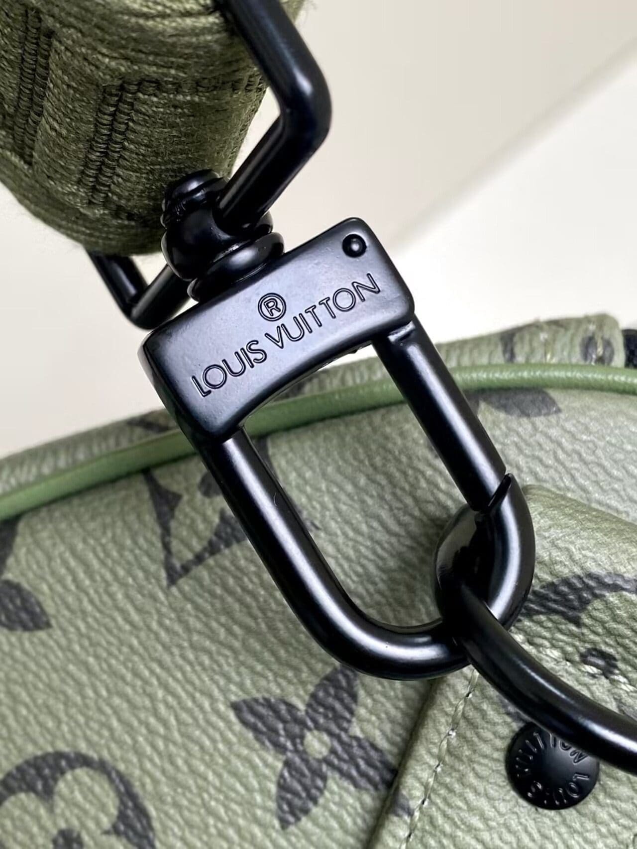 Louis Vuitton M23963 Keepall Bandoulière 55 - Image 9