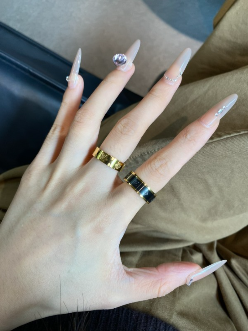 LV Gold Border Black Enamel Embossed LV Wide Ring - Image 4
