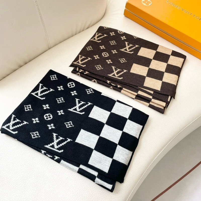 LV Checkerboard & Monogram Reversible Scarf - Image 12