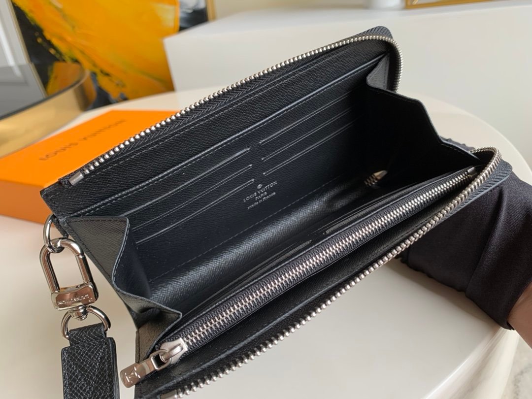 Alternative view of Louis Vuitton Zippy Dragonne Wallet Taiga Black For Men, Men's Wallet 19cm LV M69409 - TEMAFES