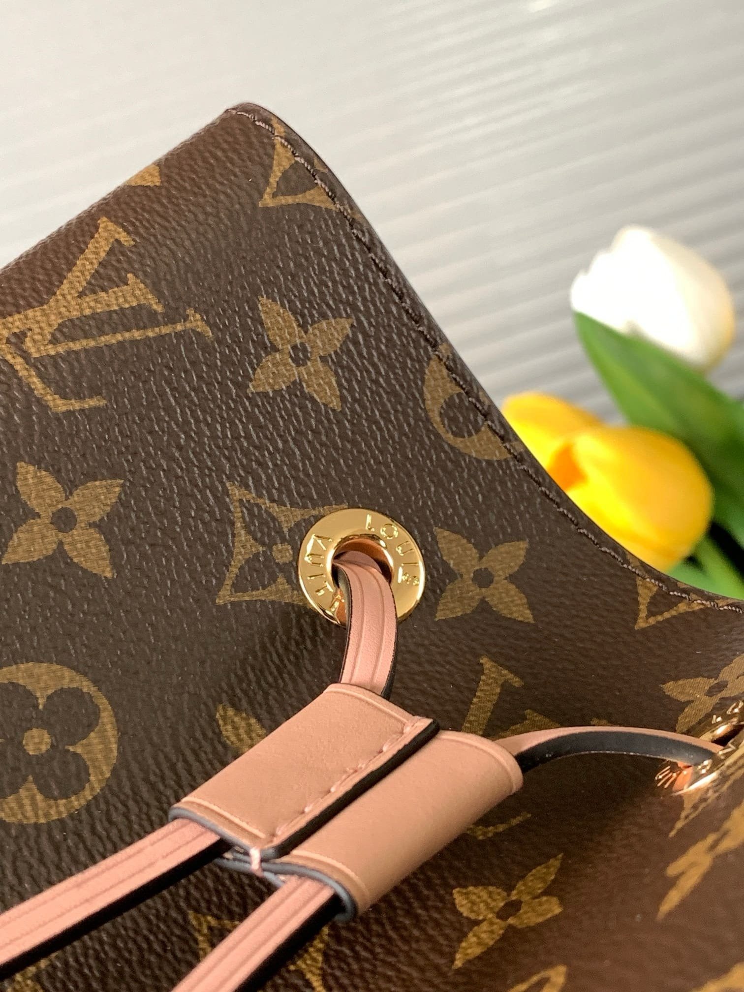 Louis Vuitton Noe MM Pink Monogram - Image 6