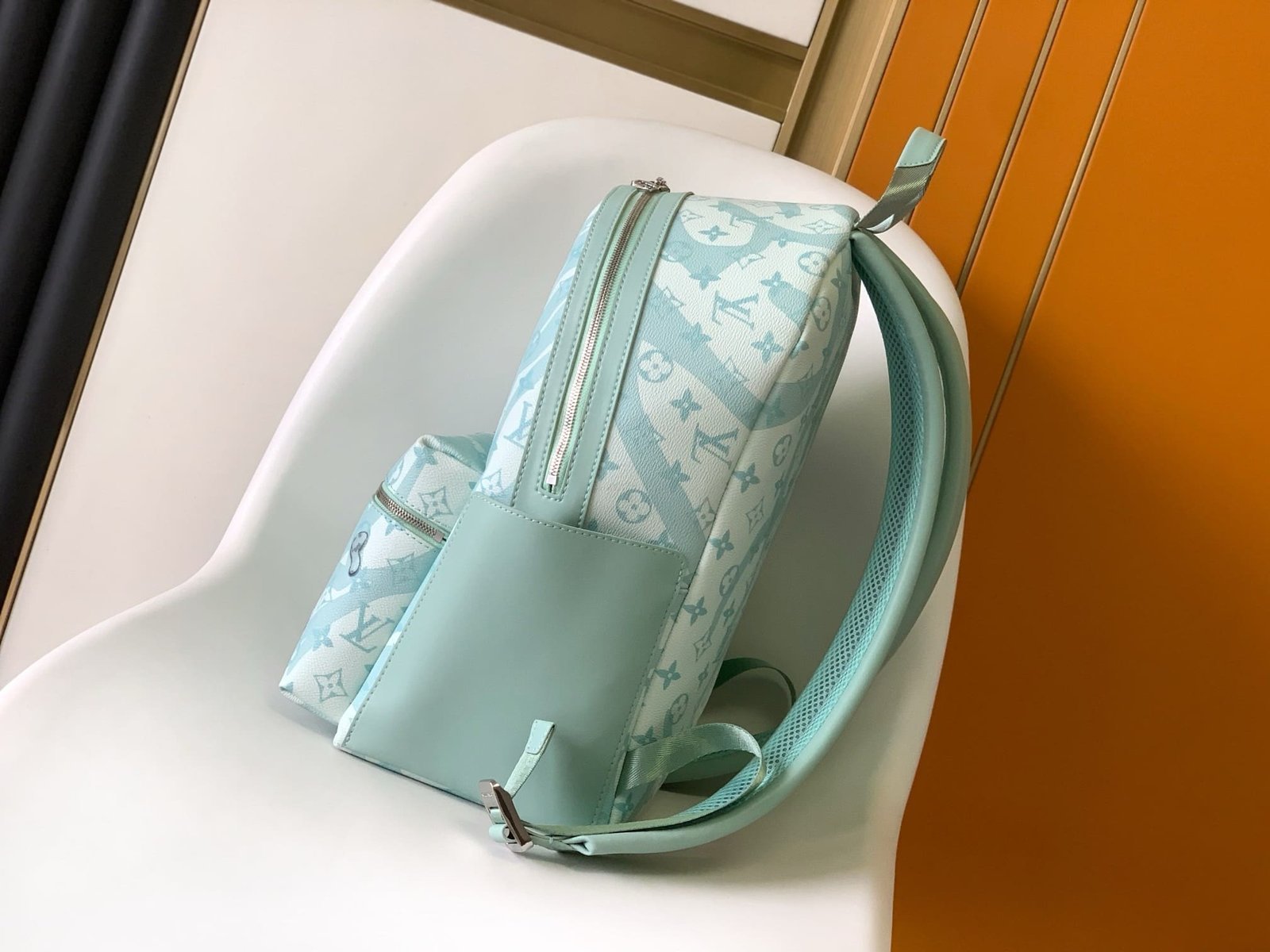 Louis Vuitton Discovery Backpack - Image 4