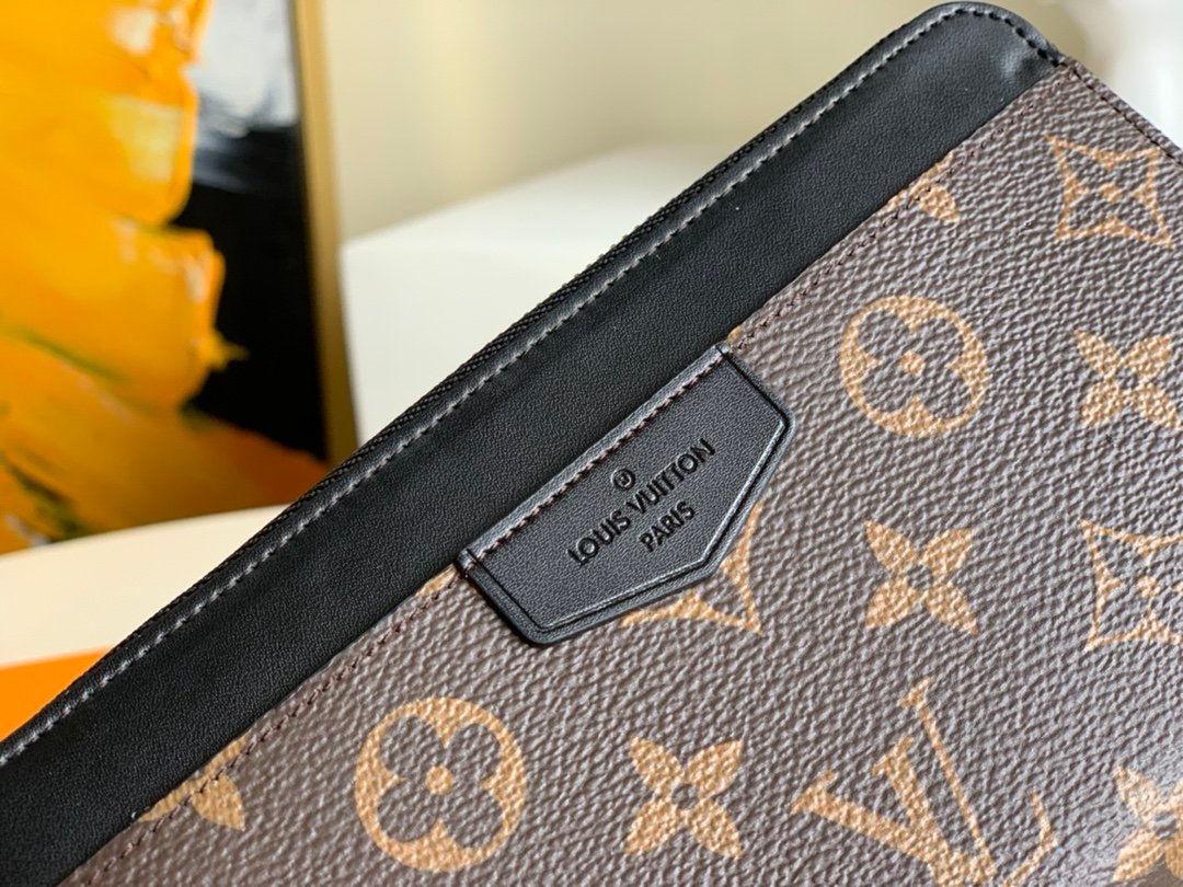 LV Canvas & Leather Zip Pouch - Image 3