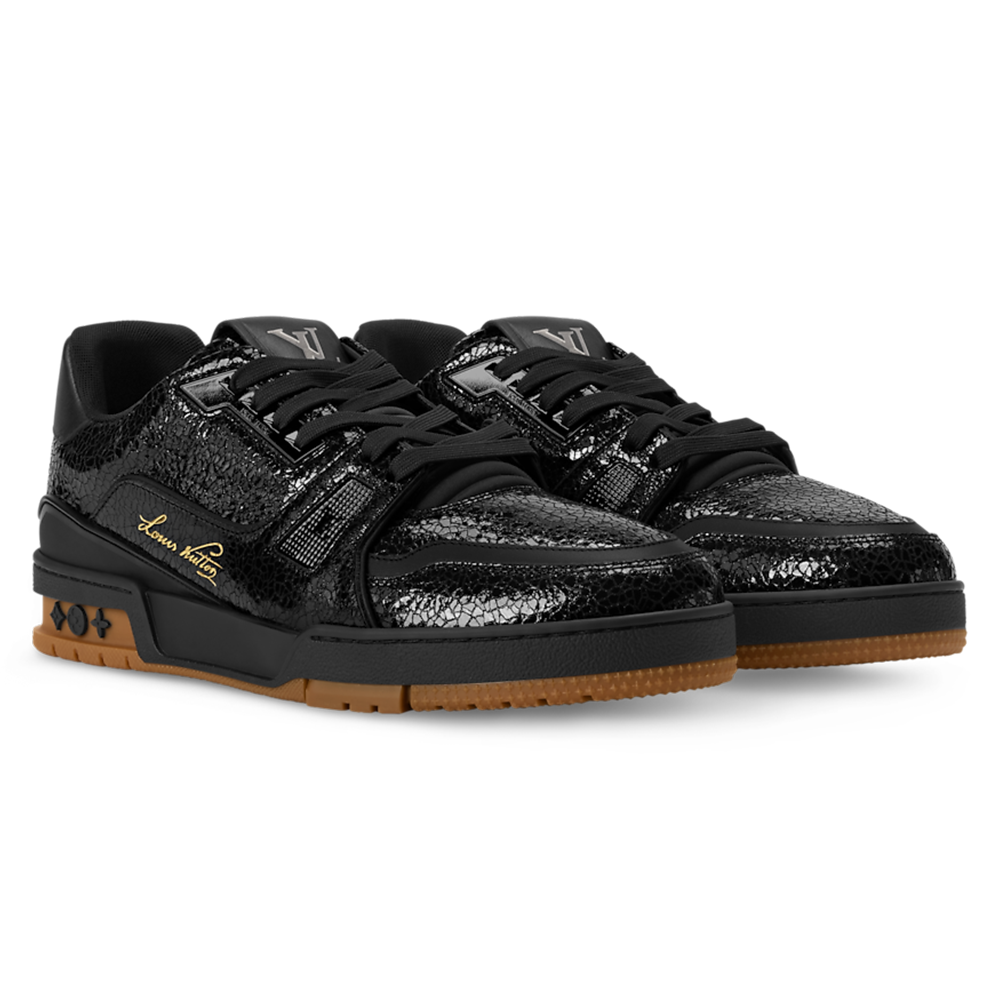 Alternative view of LV Trainer 'Black'