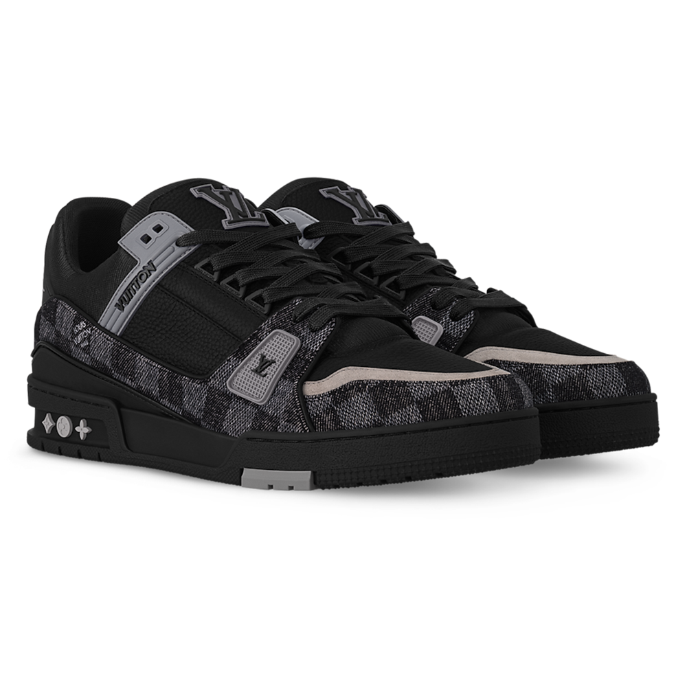 Alternative view of LV Trainer 'Black'