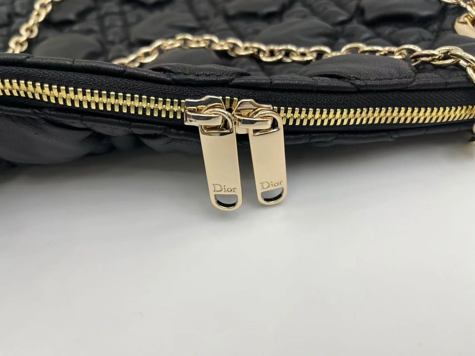Dior Crunchy Black Quilted Calfskin Chain Bag - Image 5