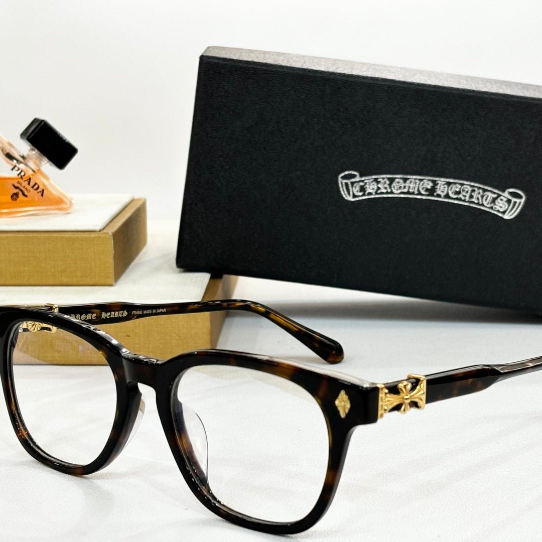 Alternative view of TRIOMPHE SUNGLASS 517390 IN ACETATE