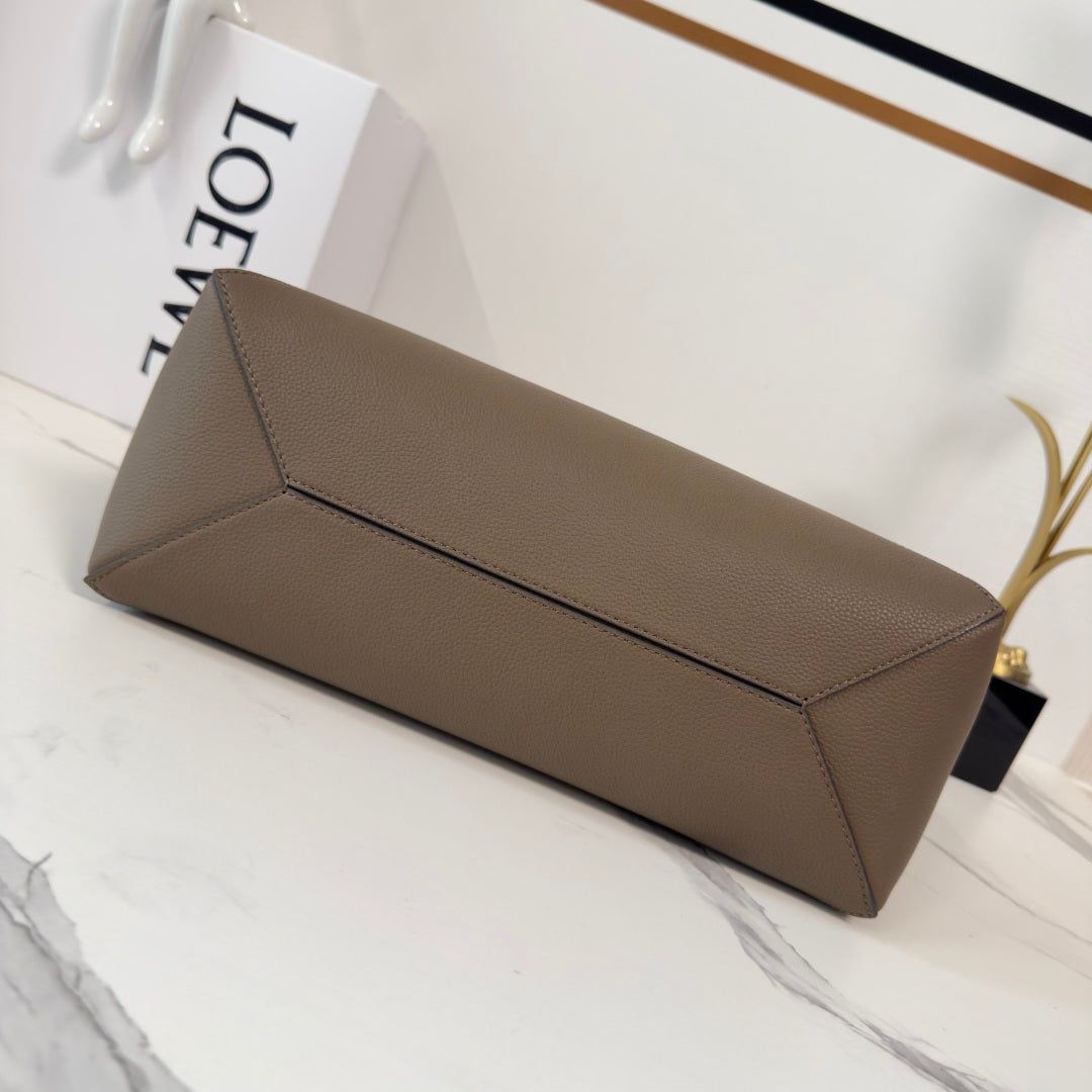 Loewe Medium Puzzle Fold Taupe Soft Grain Cow - Image 5