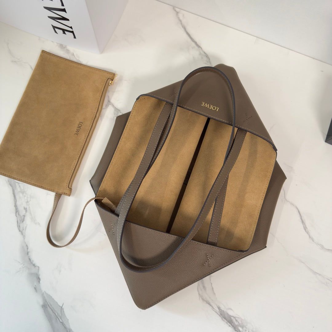 Loewe Medium Puzzle Fold Taupe Soft Grain Cow - Image 4