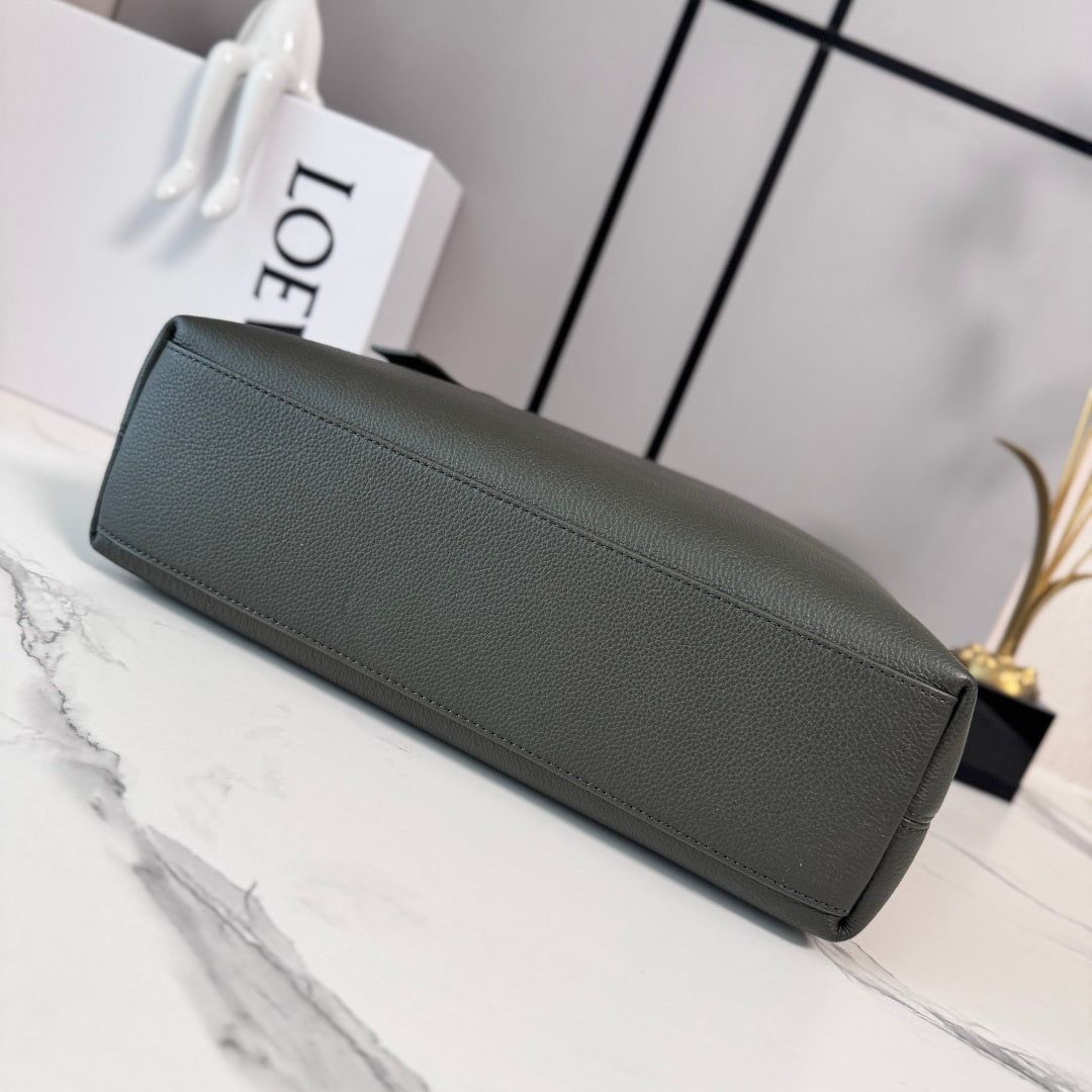 Loewe Loop Zipped Tote Bag Dark Khaki Grained Calfskin - Image 4