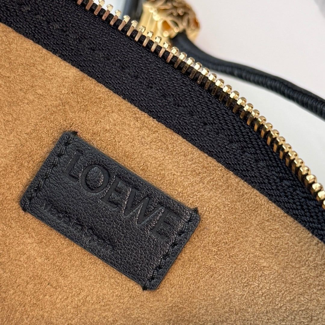 Loewe Joya Pouch Black Calfskin 289464 - Image 5