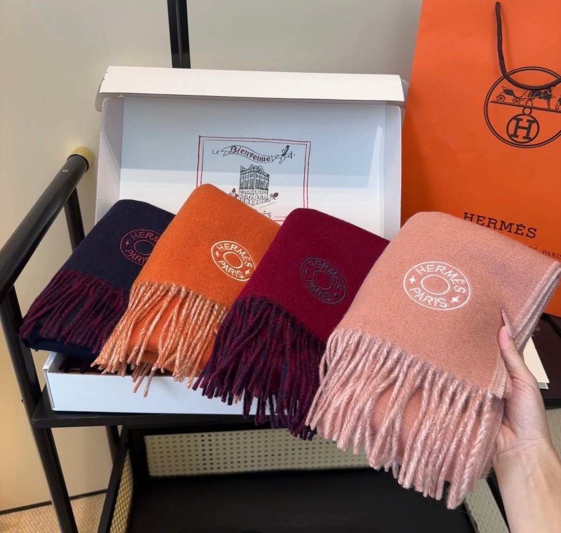 Hermès Logo Embroidery Cashmere Scarf - Image 10