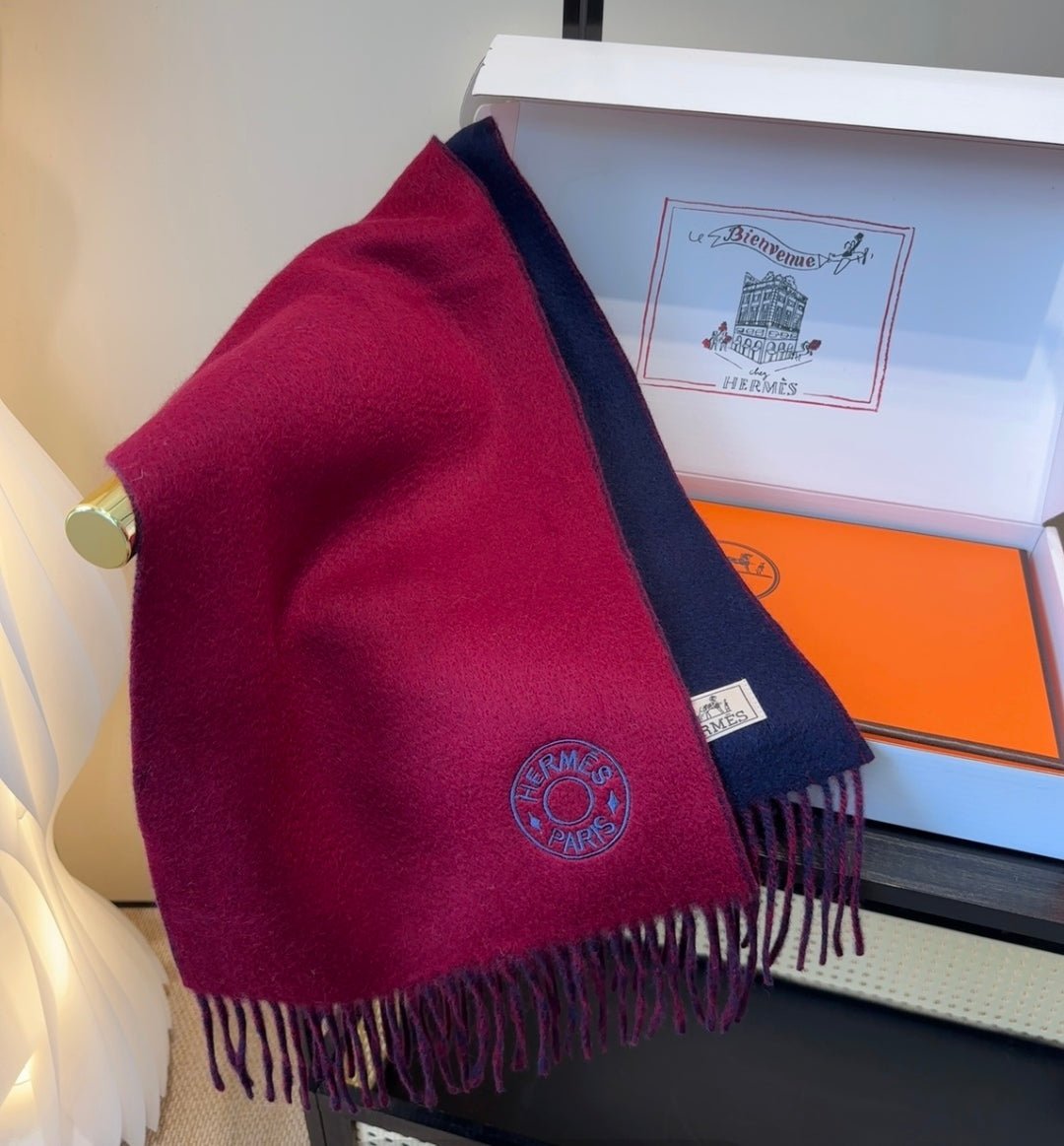 Hermès Two-Tone Cashmere Scarf - Image 6