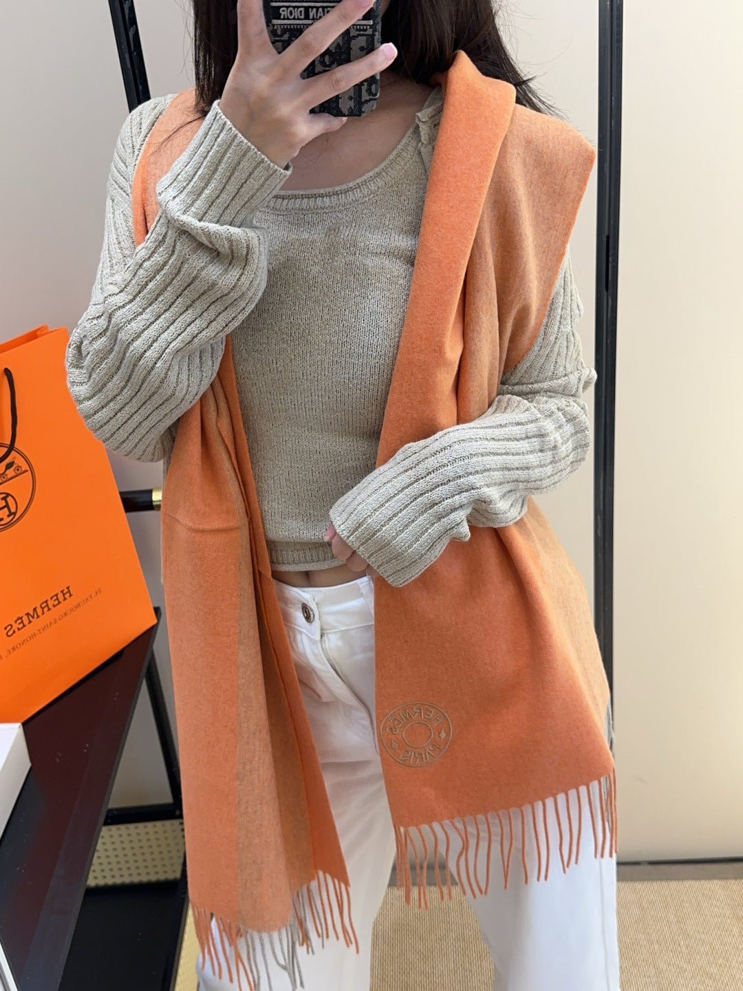 Hermès Cashmere Warm Scarf - Image 3