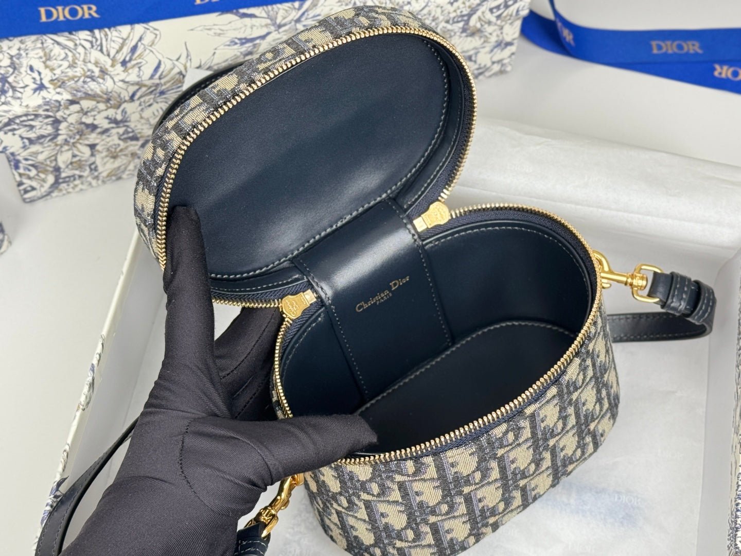 Dior 30 Montaigne Vanity Series Blue Jacquard Canvas - Image 6