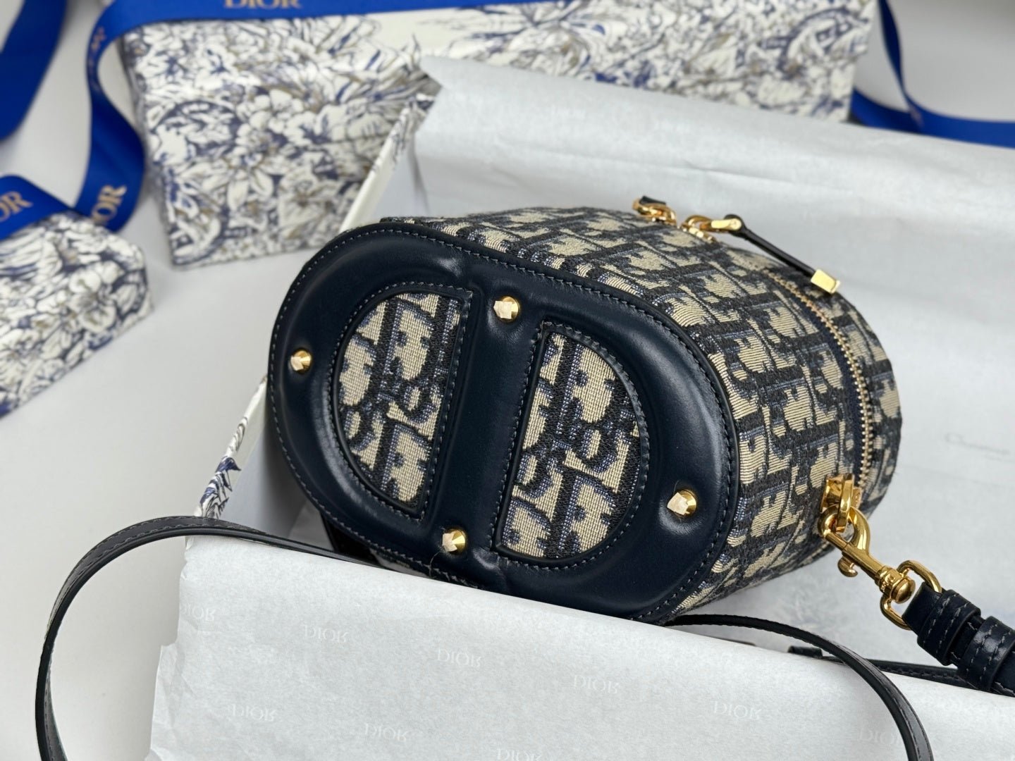 Dior 30 Montaigne Vanity Series Blue Jacquard Canvas - Image 7