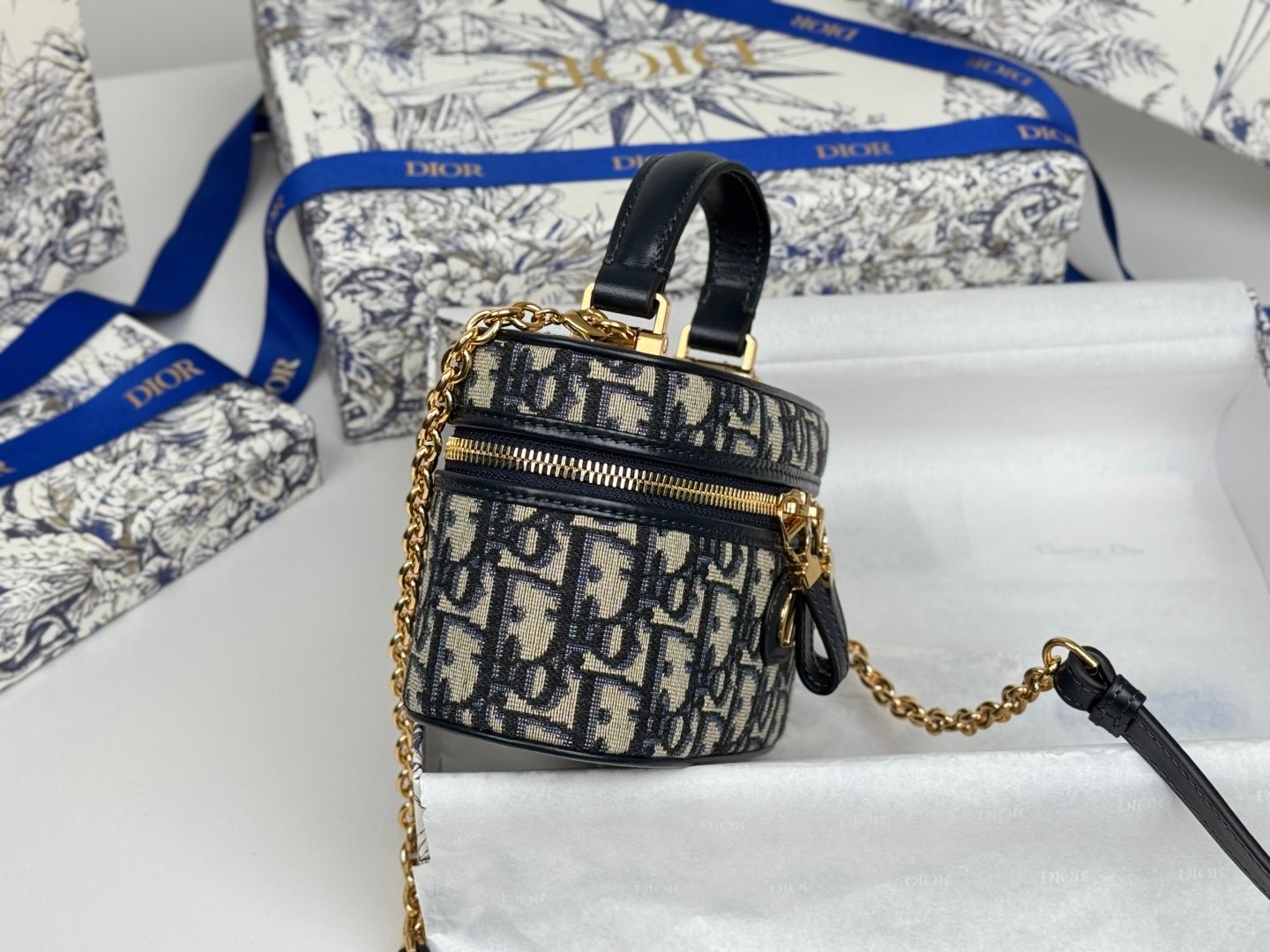 Dior 30 Montaigne Vanity Series Blue Mini Case Canvas - Image 3