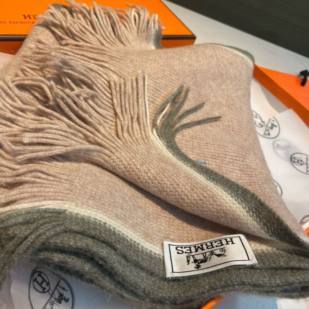 Hermès Cashmere Logo Scarf - Image 8