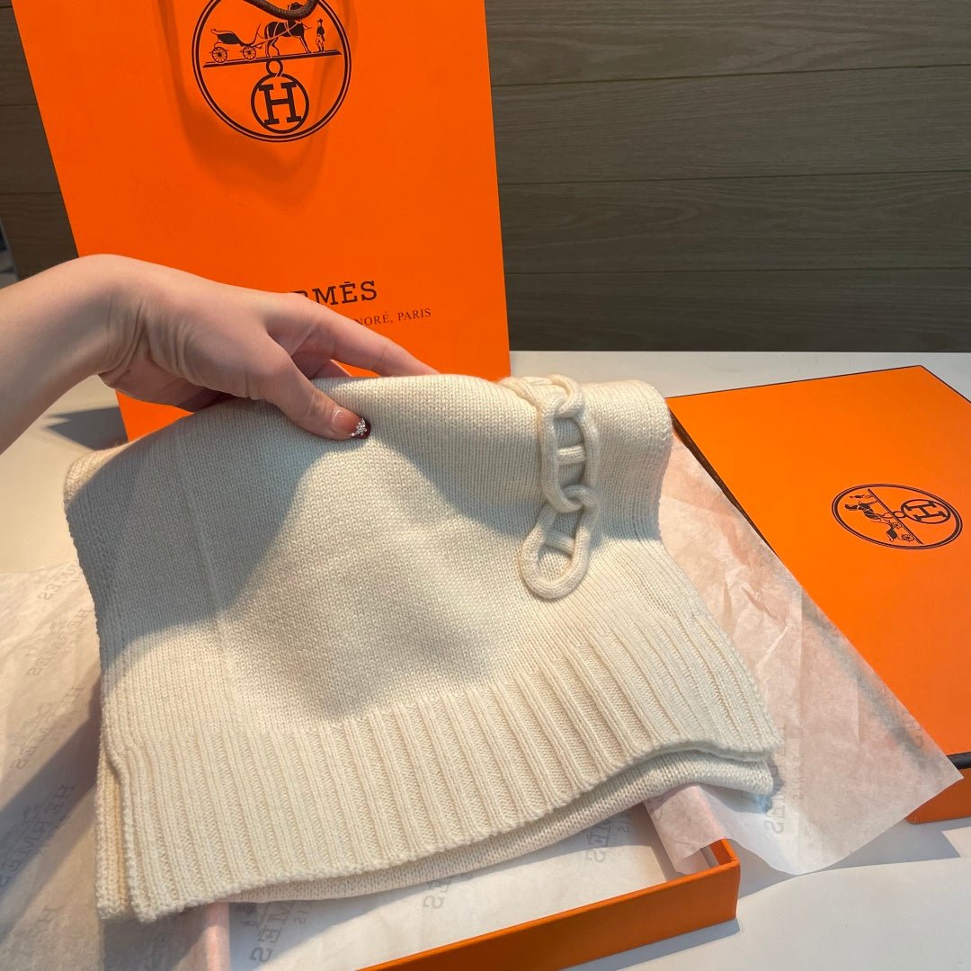 Hermès Knitted Wool Scarf - Image 6